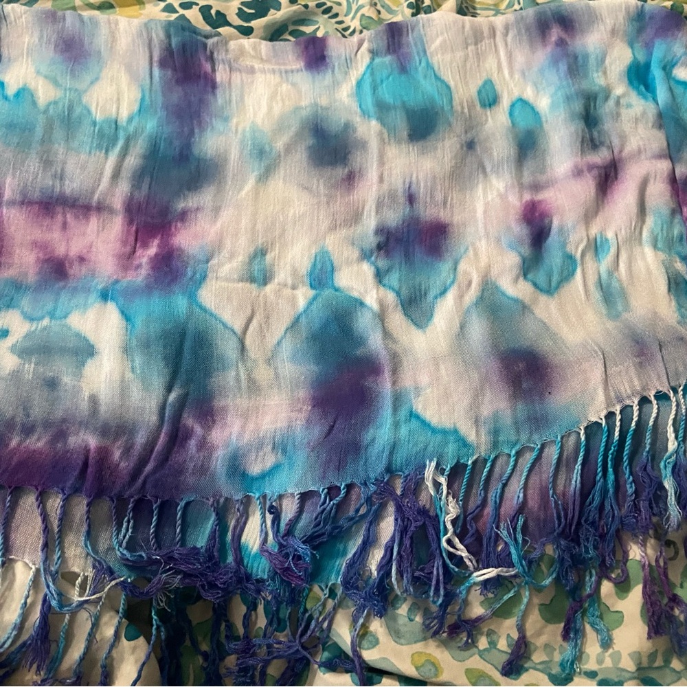 Tie-Dye Fringe Scarf